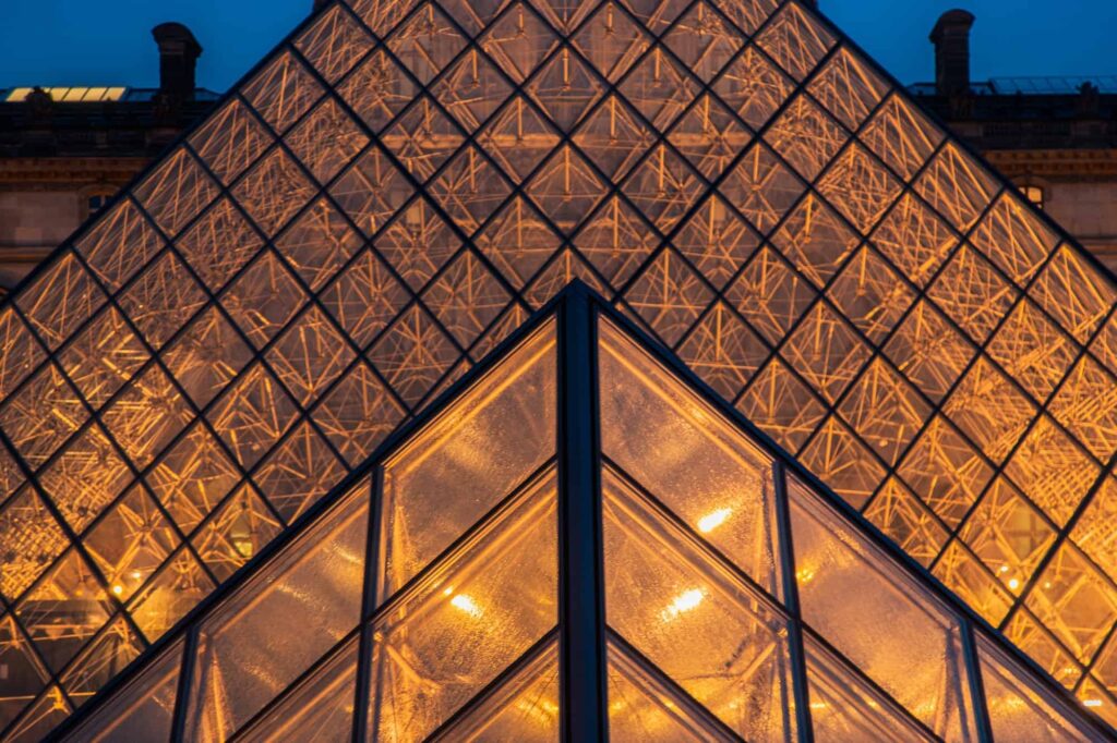 closeup-detail-view-from-louvre-pyramid-during-twilight-with-amazin-illumination-.jpg